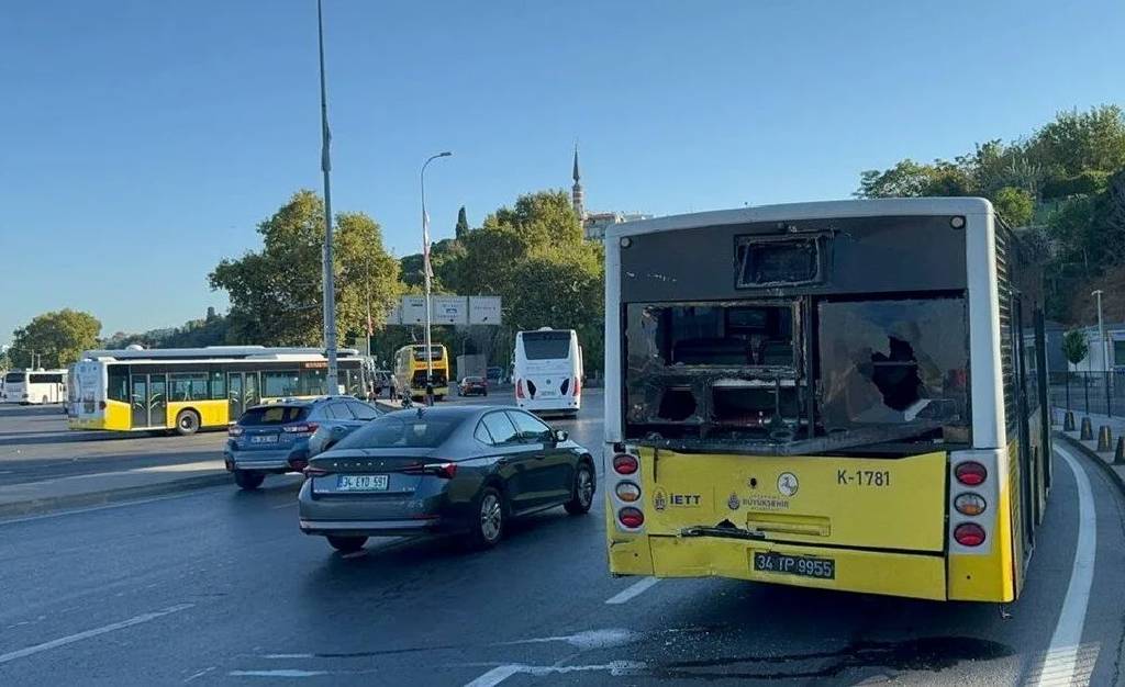 İstanbul'da yolcu otobüsüyle İETT otobüsü çarpıştı: Yaralılar var...