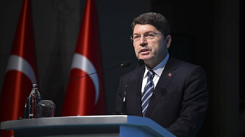 Adalet Bakanı Tunç: İstifa iddialarıyla ekonomi hedeflendi