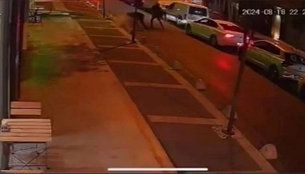 Filistinli iş insanlarına silahlı saldırı: 3 saldırgan firar etti
