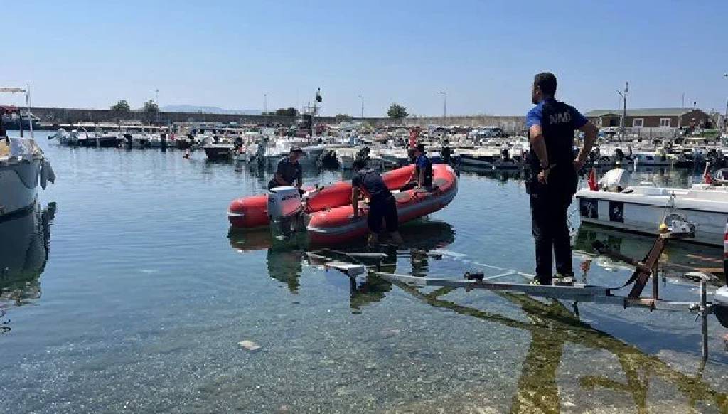 Yalova'da denizde kaybolan 2 kişi için arama çalışmaları sürüyor: Valilikten açıklama