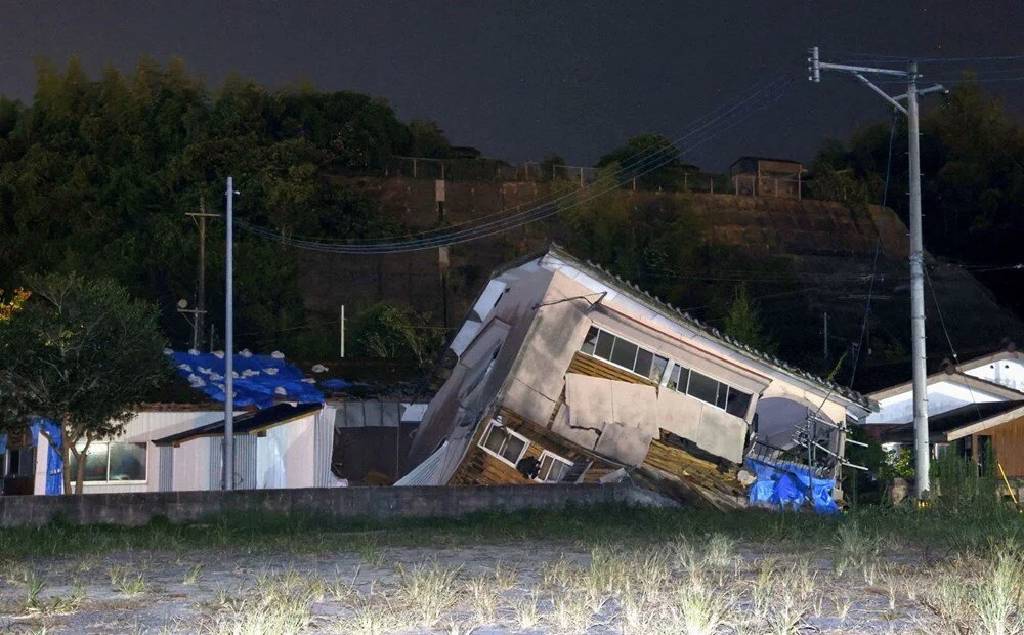 Japonya'da büyük deprem uyarısı!