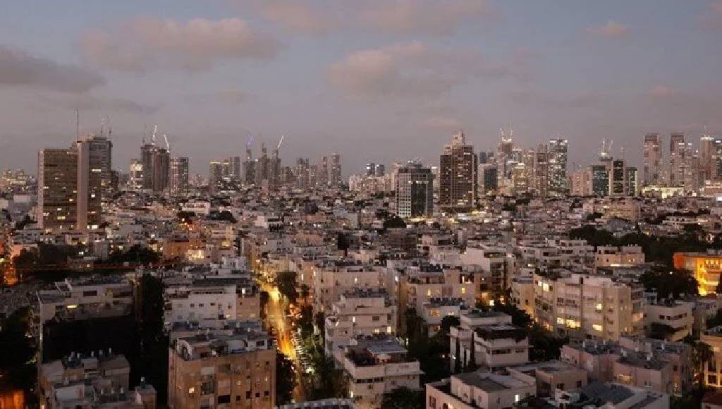 İsrail'de patlama sesleri! Hamas, Tel Aviv'e roketli saldırı düzenledi