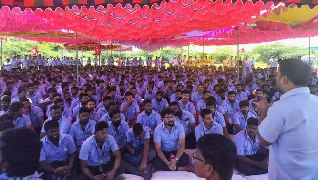 Hindistan'da düşük maaş protestosu: Samsung fabrikasında 104 çalışan gözaltına alındı