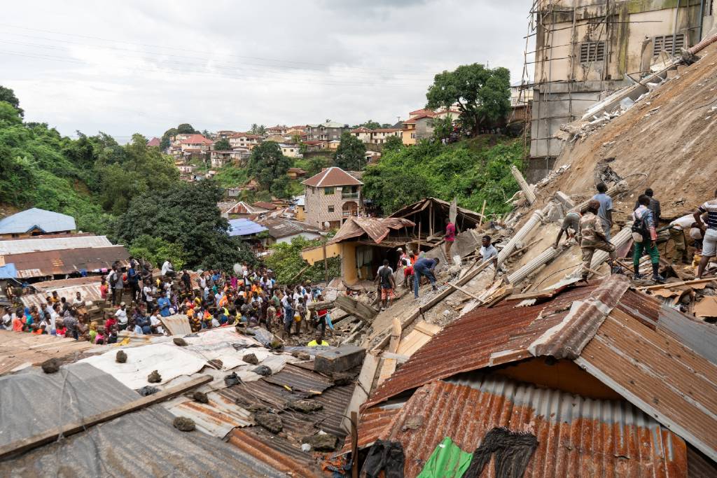 Sierra Leone’de bina çöktü: 8 ölü