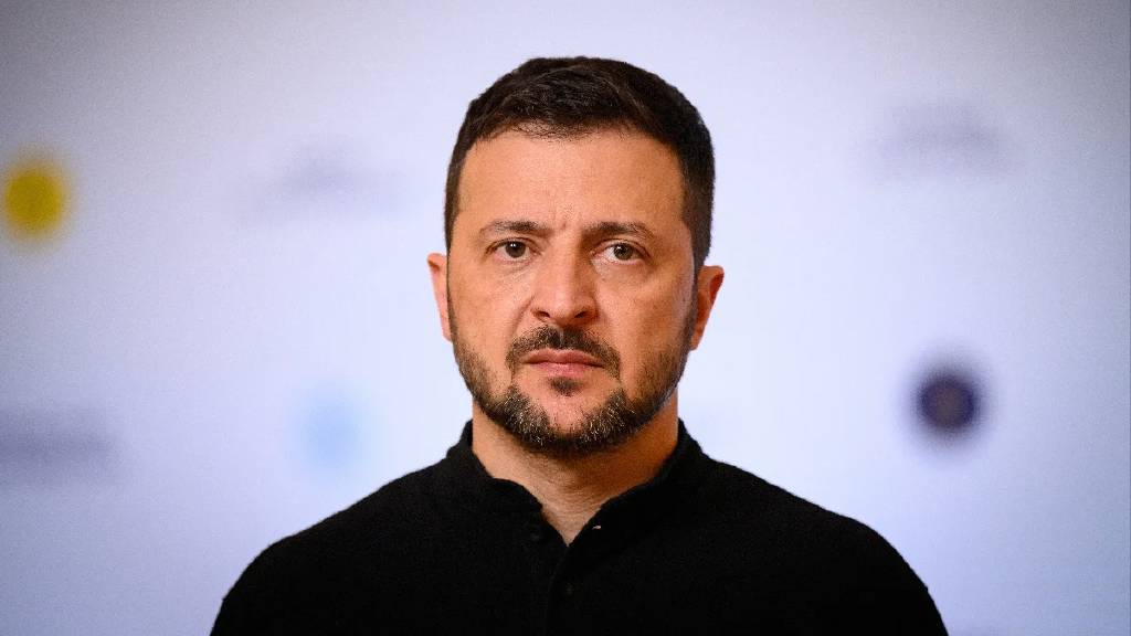 Zelenskiy: "Rusya'yı barışa zorlamak için uzun menzilli silahlar şart"