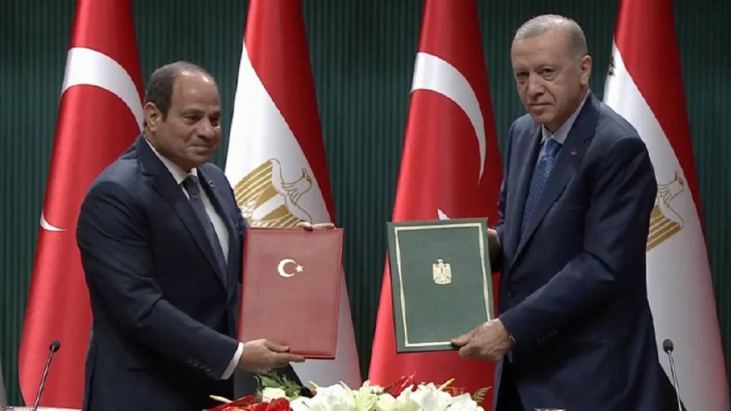 Cumhurbaşkanı Erdoğan ve Mısırlı mevkidaşı Sisi'den önemli mesajlar