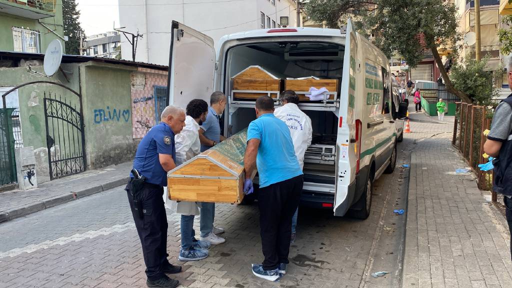 Kocaeli'de şüpheli ölüm! Defalarca kez bıçaklanmış halde bulundu… Ağabeyi gözaltına alındı…