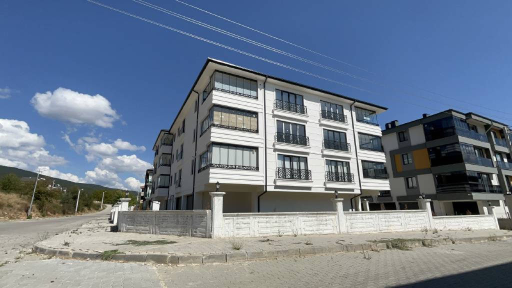 Bolu’da bu eve 50 bin lira kira istedi! Vatandaş isyan etti…