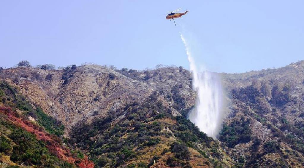 California’da orman yangınları! 2 kişi öldü, bin 100’den fazla yapı hasar gördü…