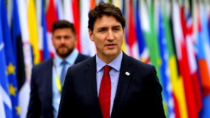 Kanada Başbakanı Justin Trudeau, istifa etti!