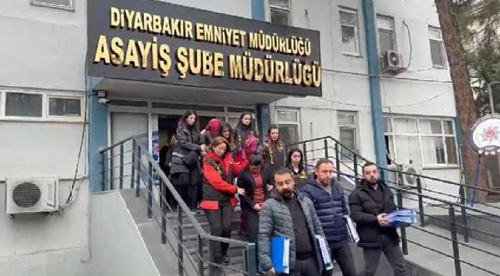 10 milyon liralık bohçacı hırsızlığı! 14 kişi tutuklandı..