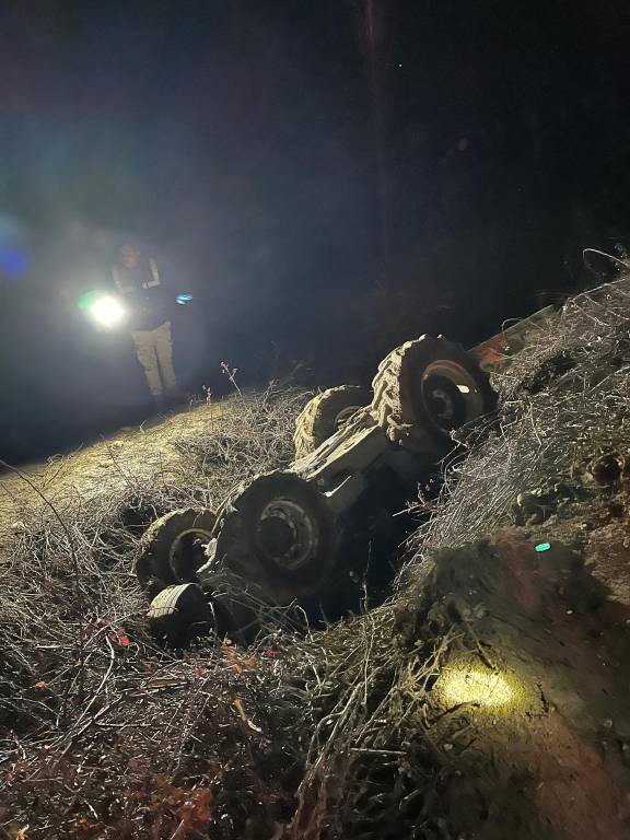 Antalya'da 14 yaşındaki sürücünün kullandığı traktör devrildi: 2 ölü