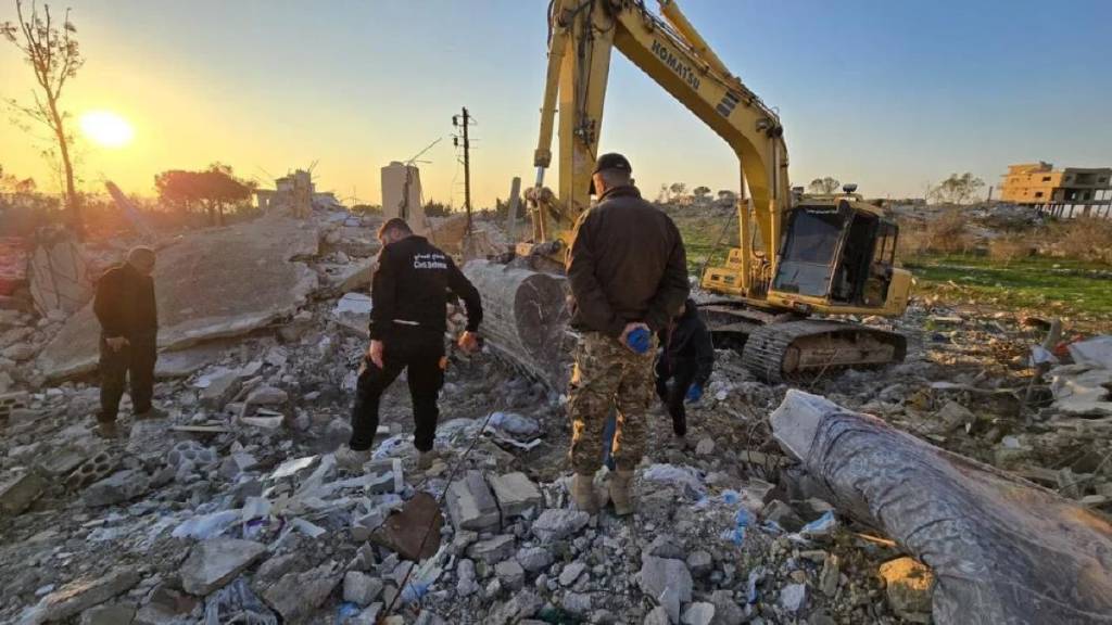 Lübnan'ın güneyinde İsrail'in çekildiği köylerde 11 cansız bedene ulaşıldı