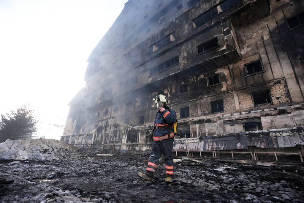 Otel faciasında gözaltı sayısı 12 oldu! Emekli mimar İstanbul'da gözaltına alındı…