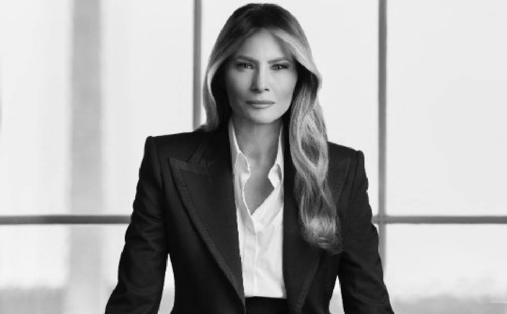 Melania Trump'ın Beyaz Saray pozu, olay yarattı! ‘House of Cards’ benzetmesi…