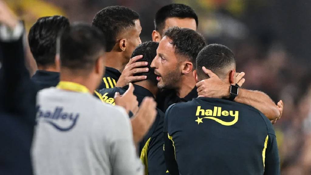 Fenerbahçe'li oyunculardan Tedesco'ya tam destek