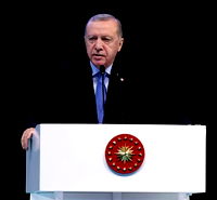 Cumhurbaşkanı Erdoğan, 25 yıl öncesini hatırlattı: "Bir toplu iğne üretemiyorduk"