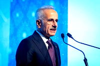 "Dolandırmaya yönelik kurulan 74 bin 205 alan adı engellendi"