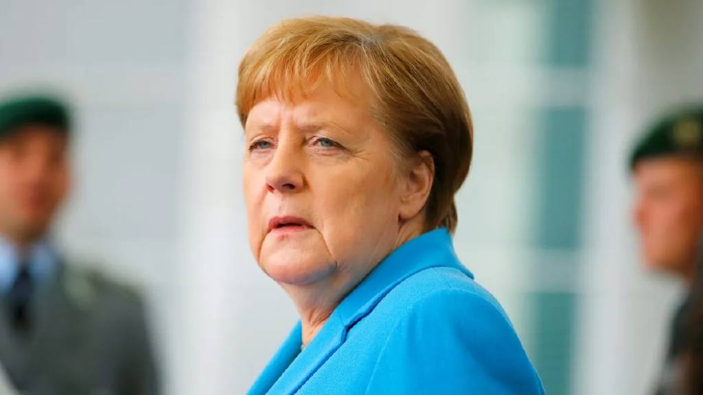 Merkel, savaşın fitilini Polonya ve Baltık ülkelerinin politikalarının ateşlediğini iddia etti