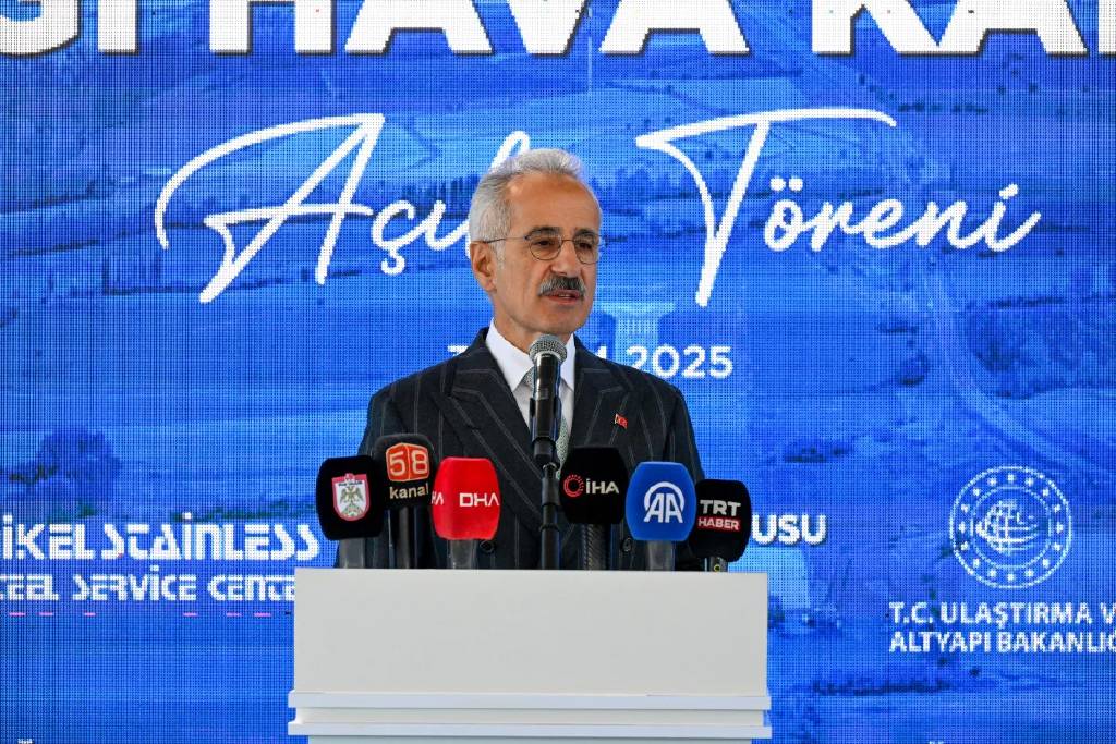 Türkiye'nin 14. hava kampüsü Divriği'de açıldı