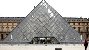 Louvre Müzesi soygunu, filmlere konu olacak türden