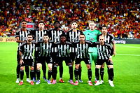 Beşiktaş, erteleme karşılaşmasında Konyaspor'a konuk oluyor