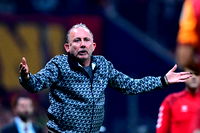 Sergen Yalçın, Beşiktaş'ın yıldızını tek maçta sildi