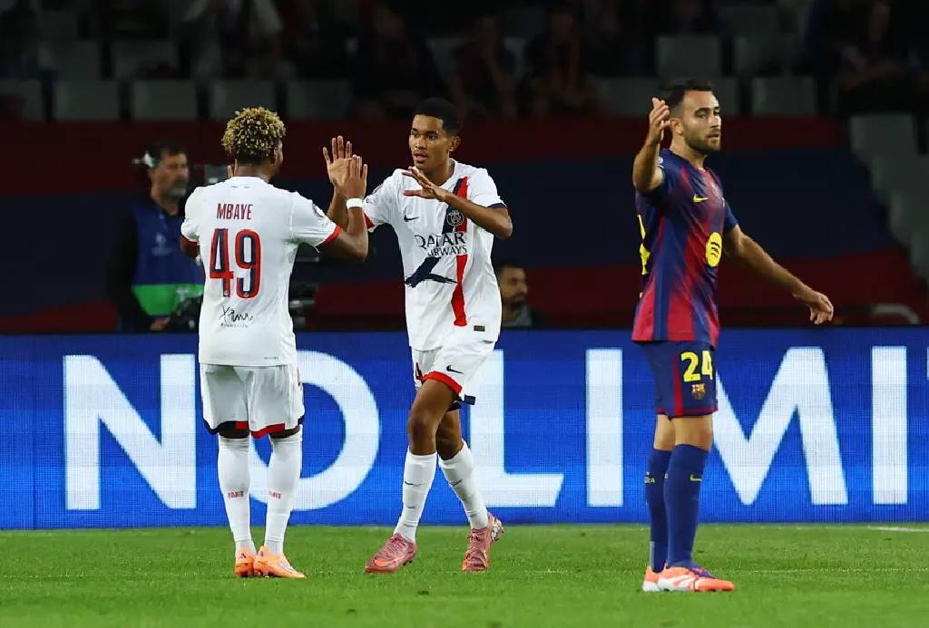 PSG, eksiklere rağmen Barcelona karşısında geriden gelmesini bildi: 2-1