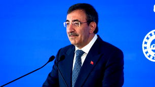 Cevdet Yılmaz: "Bütçe giderlerinde sapma yok"