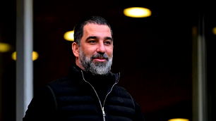 Arda Turan üst üste 2 derbi öncesi liderliği geri aldı