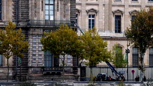  Louvre Müzesi'nde çalınan parçaların değeri 88 milyon euro