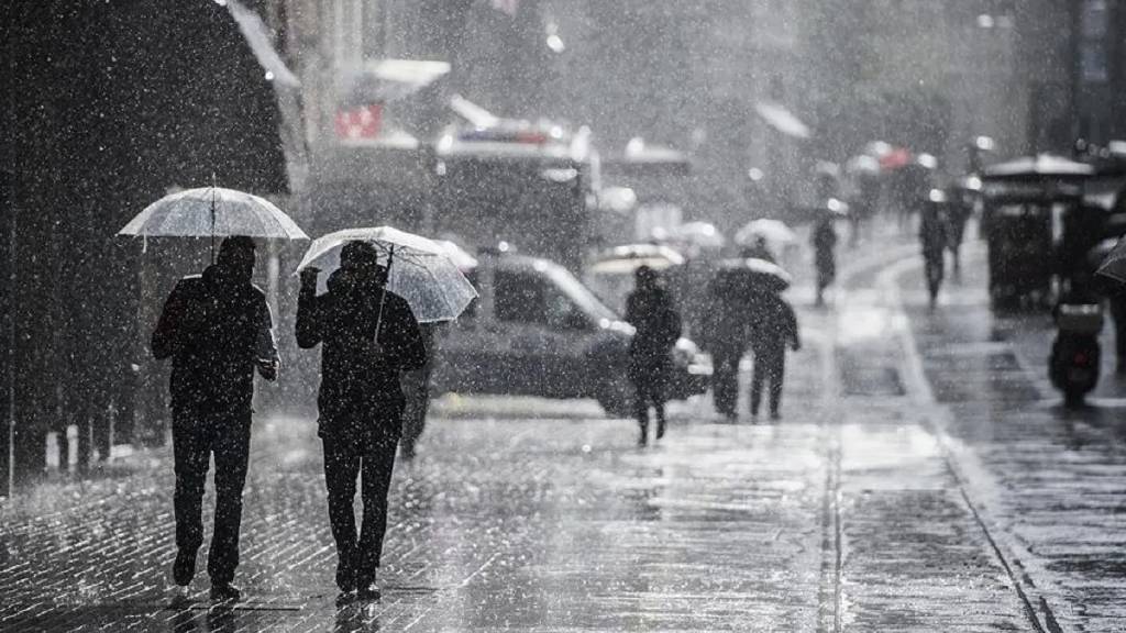 Meteoroloji Müdürlüğü uyardı: "Yunanistan üzerinden ‘siklon dalgası’ geliyor."