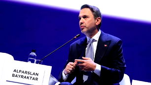 "Türkiye olarak bu dönüşümün merkezindeyiz.”