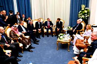  Trump, Erdoğan’ı görür görmez: “Bu adamı seviyorum.”