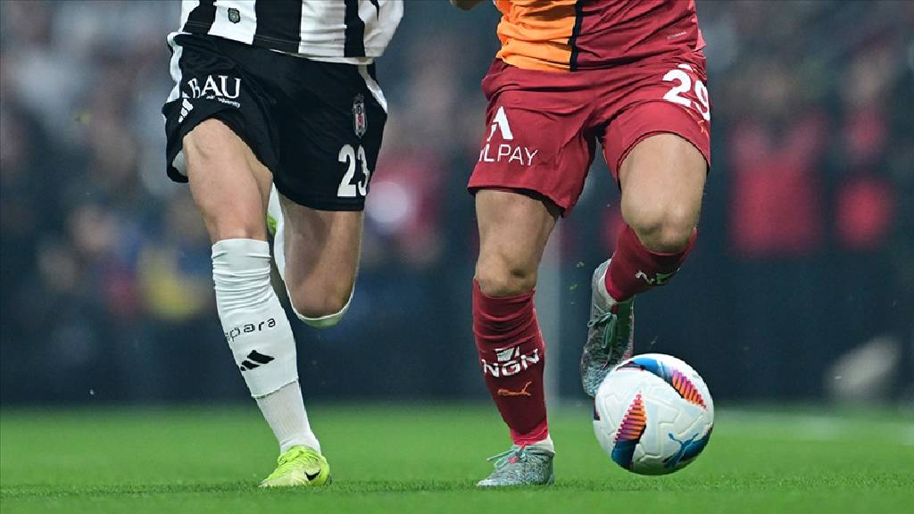 Derbi öncesi Osimhen ve Abraham'da son durum ne?