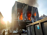 Kocaeli'nde parfüm fabrikasında yangın: 6 kişi hayatını kaybetti