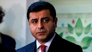 "Öcalan ile aramızda rekabet yok"