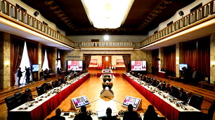 Süreç Komisyonu'nun yarınki toplantısının ertelendiği duyuruldu