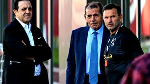 Galatasaray'da ayrılık kapıları aralanıyor