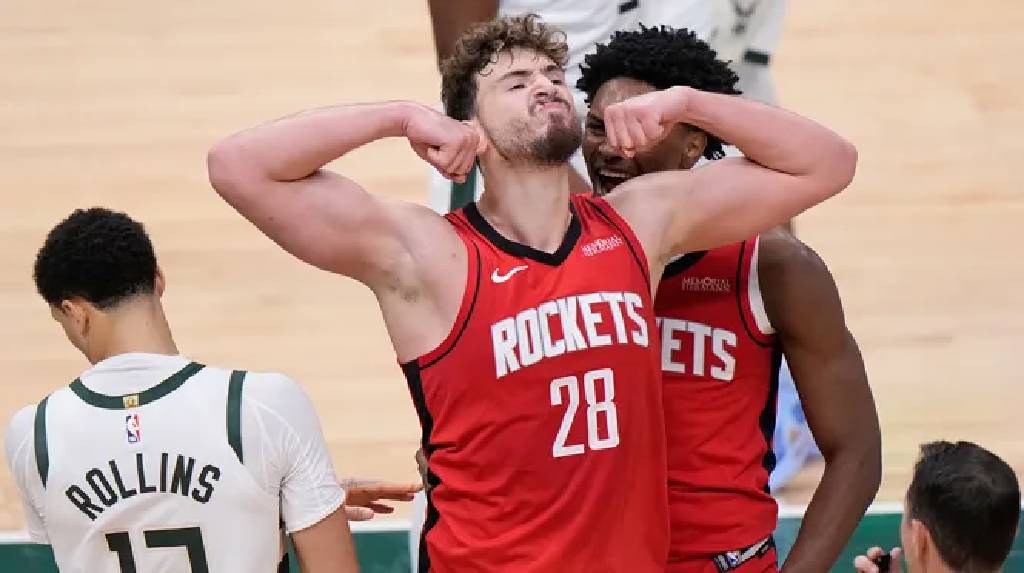 Alperen Şengün'den double-double, Houston'dan galibiyet