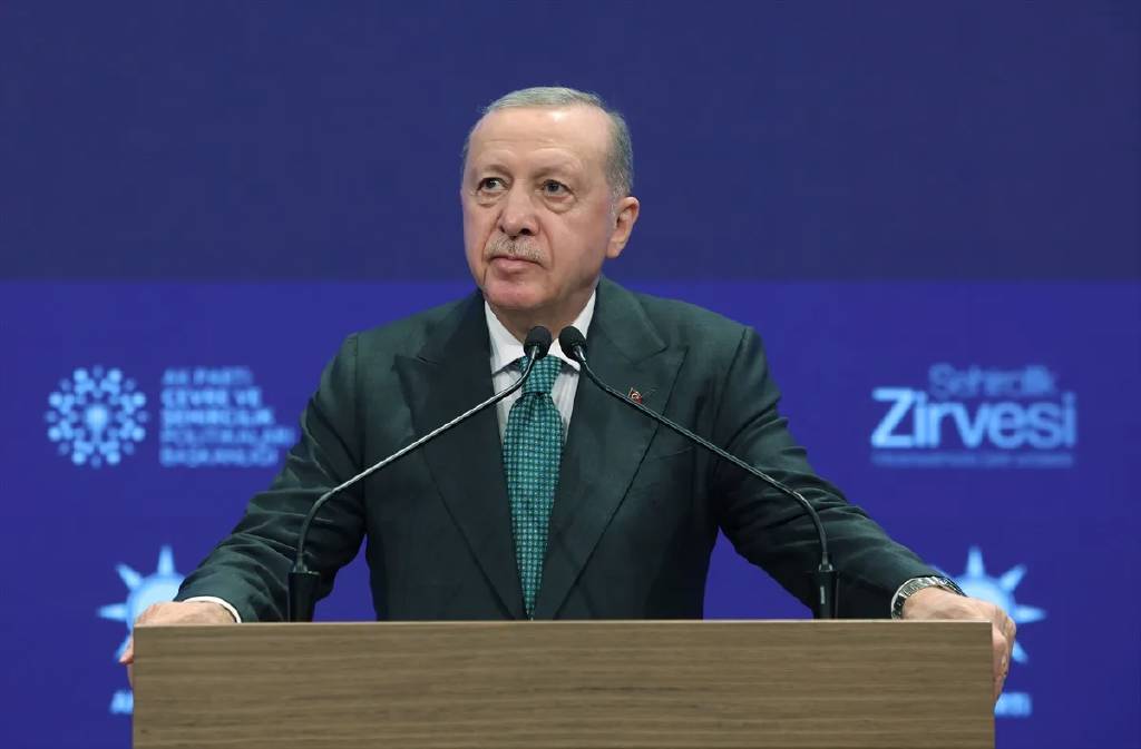 "Metropollerimizde fetret dönemi yaşanıyor"