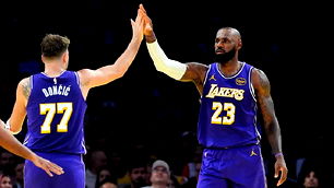 Emirates NBA Cup’ta Los Angeles derbisi nefes kesti