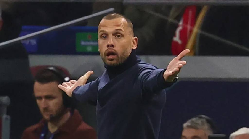 Galatasaray yenilgisi sonrası Ajax, Heitinga ile yollarını ayırdı