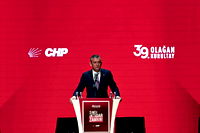 Özgür Özel'den dış politika mesajı