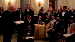 Trump, İsrail'li esirlerle Beyaz Saray'da görüştü