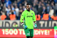 Trabzonspor'da Onana depremi