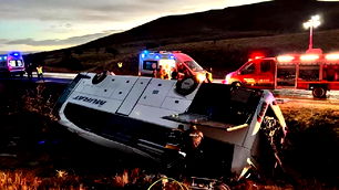 Afyonkarahisar'da yolcu otobüsü kaza yaptı