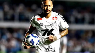 Neymar'dan herkesi şoke eden geri dönüş hareketi