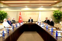 "Sosyal medyada denetim mekanizmaları oluşturmaya çalışıyoruz"