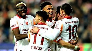 Galatasaray, 3 puanı 4 golle aldı